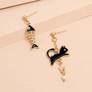 ⬇️$20 Cat earrings black cat and fish